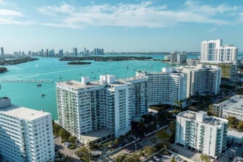 Снять в аренду кондоминиум в Майами-Бич, Флорида 1 спальня, 79.15м2, № 2005615 - фото 12