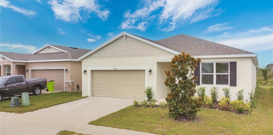 Casa en Mascotte, Florida 4 dormitorios, 185.8 m2 № 1886009