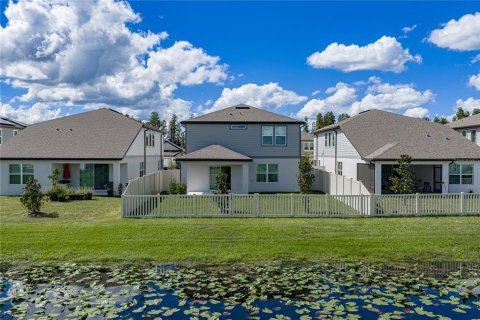 Villa ou maison à vendre à Zephyrhills, Floride: 5 chambres, 240.25 m2 № 2425707 - photo 3
