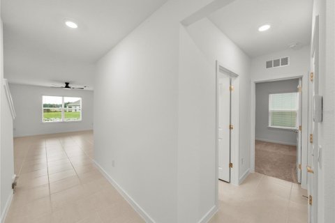 Villa ou maison à vendre à Zephyrhills, Floride: 5 chambres, 240.25 m2 № 2425707 - photo 21