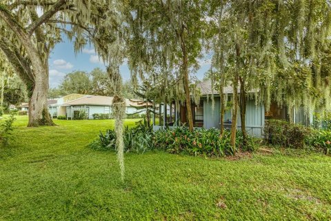 Condo in Lakeland, Florida, 2 bedrooms № 2410451 - photo 21