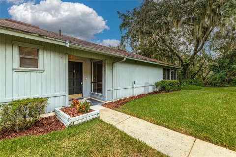 Condo in Lakeland, Florida, 2 bedrooms № 2410451 - photo 22