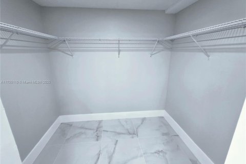 Condo in Lauderhill, Florida, 3 bedrooms  № 1737534 - photo 29