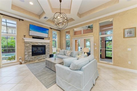 House in Bradenton, Florida 4 bedrooms, 301 sq.m. № 1908832 - photo 12
