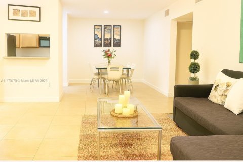 Condo in Coral Springs, Florida, 1 bedroom  № 1896313 - photo 4