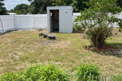 House in Davenport, Florida 2 bedrooms, 86.96 sq.m. № 1915193 - photo 16