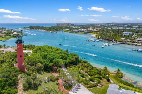 Condominio en venta en Jupiter, Florida, 2 dormitorios, 117.99 m2 № 2033074 - foto 13