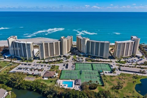 Condominio en venta en Jupiter, Florida, 2 dormitorios, 117.99 m2 № 2033074 - foto 2