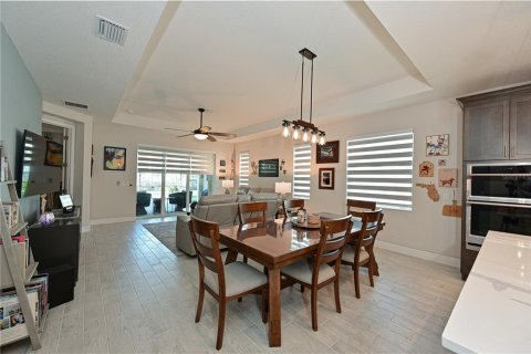 Villa ou maison à vendre à Bradenton, Floride: 2 chambres, 150.97 m2 № 2223210 - photo 7