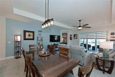 Villa ou maison à vendre à Bradenton, Floride: 2 chambres, 150.97 m2 № 2223210 - photo 8