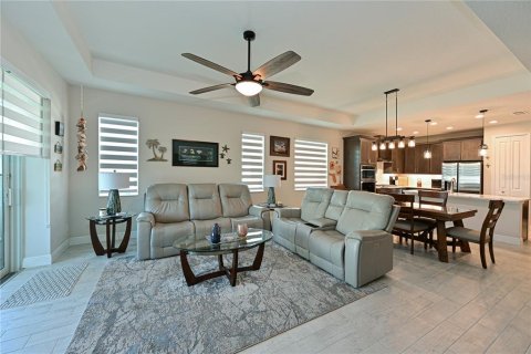 Villa ou maison à vendre à Bradenton, Floride: 2 chambres, 150.97 m2 № 2223210 - photo 10