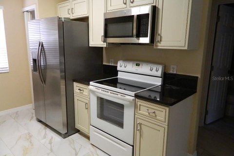 Copropriété à louer à Altamonte Springs, Floride: 3 chambres, 108.32 m2 № 2277927 - photo 10