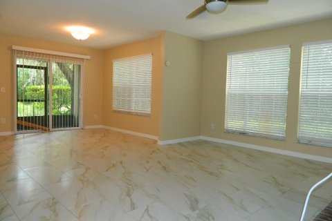 Copropriété à louer à Altamonte Springs, Floride: 3 chambres, 108.32 m2 № 2277927 - photo 5