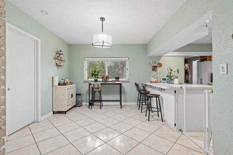 Villa ou maison à vendre à Hollywood, Floride: 3 chambres, 235.23 m2 № 2146604 - photo 23