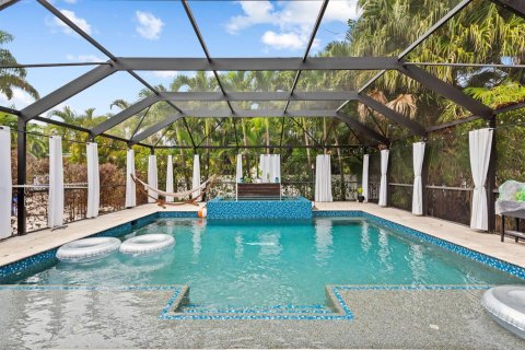 Villa ou maison à vendre à Hollywood, Floride: 3 chambres, 235.23 m2 № 2146604 - photo 11