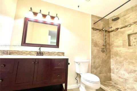 Condo in Davie, Florida, 2 bedrooms  № 1661173 - photo 8