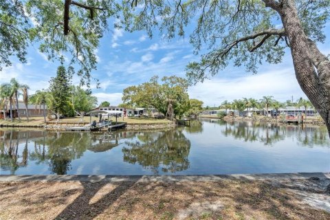 Condominio en alquiler en Tampa, Florida, 2 dormitorios, 141.21 m2 № 1801919 - foto 6