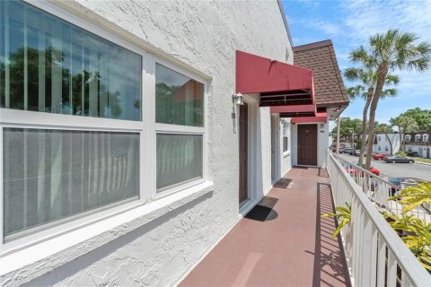 Condominio en alquiler en Tampa, Florida, 2 dormitorios, 141.21 m2 № 1801919 - foto 1