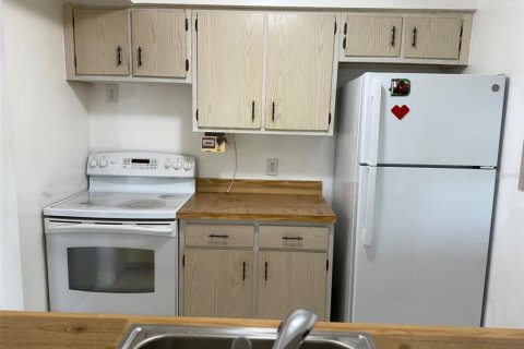 Condominio en alquiler en Tampa, Florida, 2 dormitorios, 141.21 m2 № 1801919 - foto 14