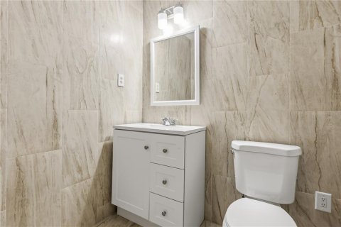Immobilier commercial à louer à Longwood, Floride: 405.24 m2 № 2139981 - photo 20