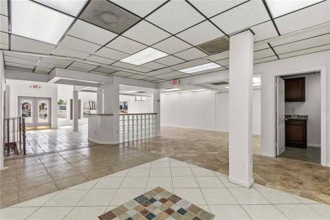 Immobilier commercial à louer à Longwood, Floride: 405.24 m2 № 2139981 - photo 16