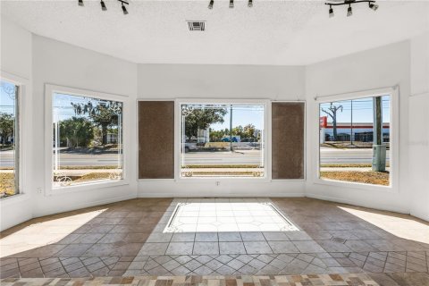 Immobilier commercial à louer à Longwood, Floride: 405.24 m2 № 2139981 - photo 14