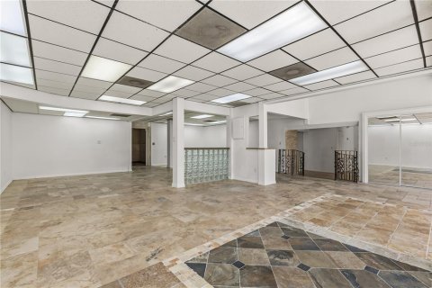 Immobilier commercial à louer à Longwood, Floride: 405.24 m2 № 2139981 - photo 15