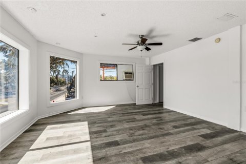 Immobilier commercial à louer à Longwood, Floride: 405.24 m2 № 2139981 - photo 18
