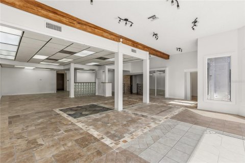 Immobilier commercial à louer à Longwood, Floride: 405.24 m2 № 2139981 - photo 12