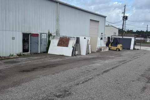Propiedad comercial en venta en Safety Harbor, Florida, 1178 m2 № 1906318 - foto 1