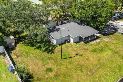 House in Sanford, Florida 3 bedrooms, 77.67 sq.m. № 1902115 - photo 20