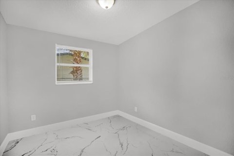 House in Sanford, Florida 3 bedrooms, 77.67 sq.m. № 1902115 - photo 10