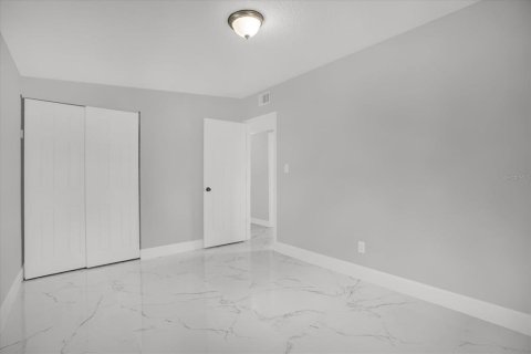 House in Sanford, Florida 3 bedrooms, 77.67 sq.m. № 1902115 - photo 14