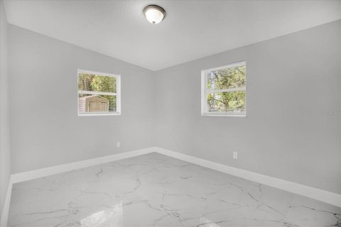 House in Sanford, Florida 3 bedrooms, 77.67 sq.m. № 1902115 - photo 13