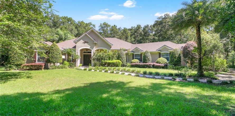 Villa ou maison à DeLand, Floride 5 chambres, 319.86 m2 № 1918616