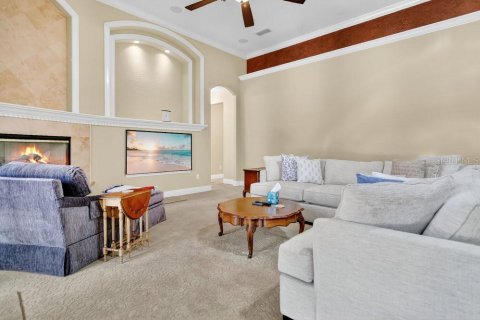 Villa ou maison à vendre à DeLand, Floride: 5 chambres, 319.86 m2 № 1918616 - photo 10