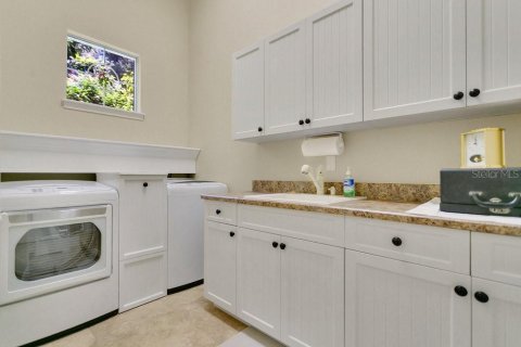 Villa ou maison à vendre à DeLand, Floride: 5 chambres, 319.86 m2 № 1918616 - photo 17