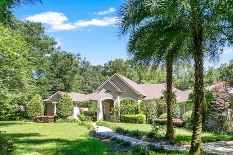 Villa ou maison à vendre à DeLand, Floride: 5 chambres, 319.86 m2 № 1918616 - photo 2