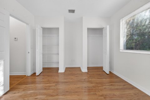 Touwnhouse à louer à Riviera Beach, Floride: 2 chambres, 113.99 m2 № 2084226 - photo 11