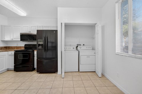 Touwnhouse à louer à Riviera Beach, Floride: 2 chambres, 113.99 m2 № 2084226 - photo 4