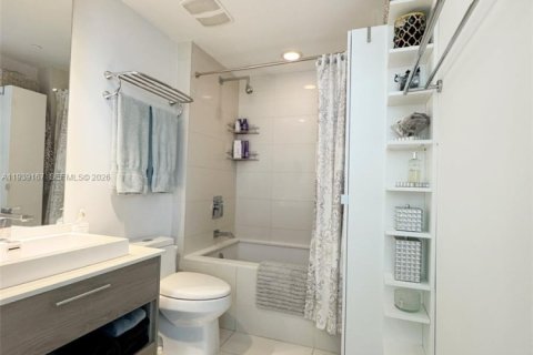 Купить кондоминиум в Майами, Флорида 1 комната, 60.29м2, № 1999127 - фото 7