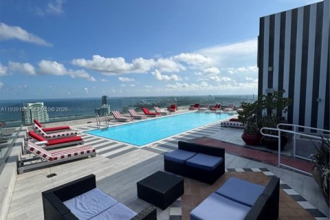 Купить кондоминиум в Майами, Флорида 1 комната, 60.29м2, № 1999127 - фото 18