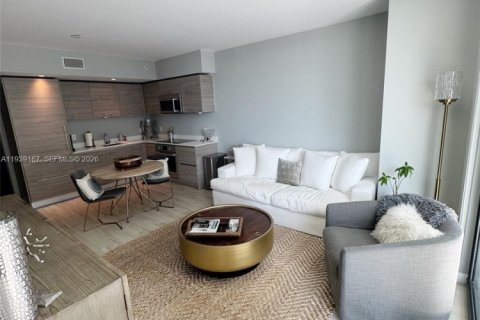 Купить кондоминиум в Майами, Флорида 1 комната, 60.29м2, № 1999127 - фото 2