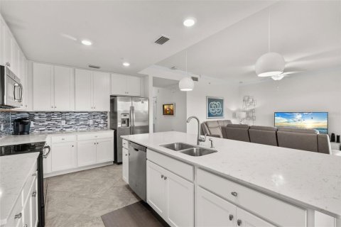 Condominio en venta en Bradenton, Florida, 2 dormitorios, 106.09 m2 № 2347243 - foto 11