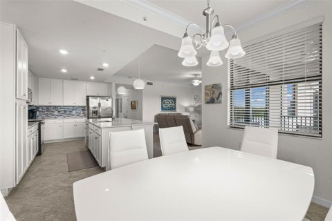 Condominio en venta en Bradenton, Florida, 2 dormitorios, 106.09 m2 № 2347243 - foto 19