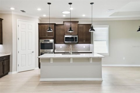 Casa en venta en Kissimmee, Florida, 3 dormitorios, 225.47 m2 № 1679694 - foto 12