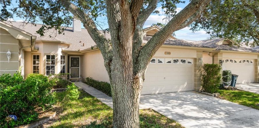 House in Clearwater, Florida 3 bedrooms, 156.08 sq.m. № 1417594