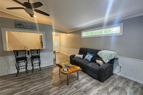 House in Crystal River, Florida 3 bedrooms, 106.28 sq.m. № 1879567 - photo 11