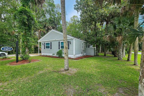House in Crystal River, Florida 3 bedrooms, 106.28 sq.m. № 1879567 - photo 5