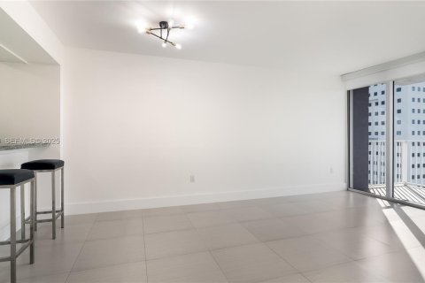 Copropriété à louer à Miami, Floride: 1 chambre, 53.42 m2 № 1983062 - photo 12